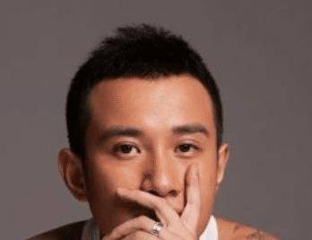 明星健身_明星们健身视频_盘点那些健身明星