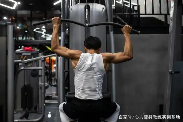 健身教练行业前景广阔，退伍军人成稀缺资源